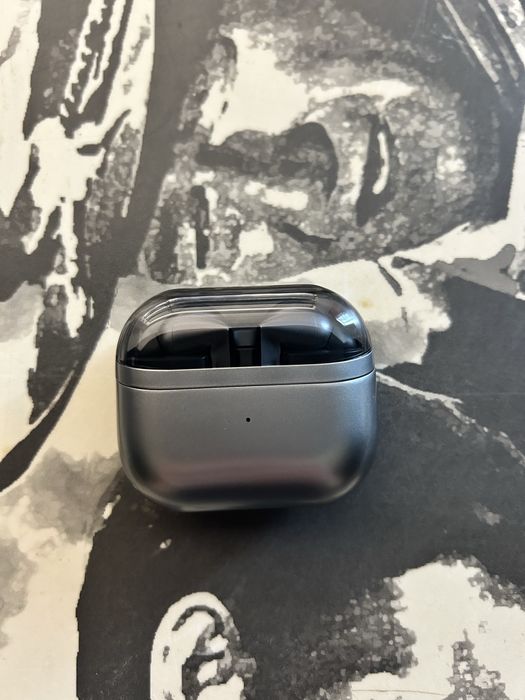 Продам наушники Samsung Buds 3pro