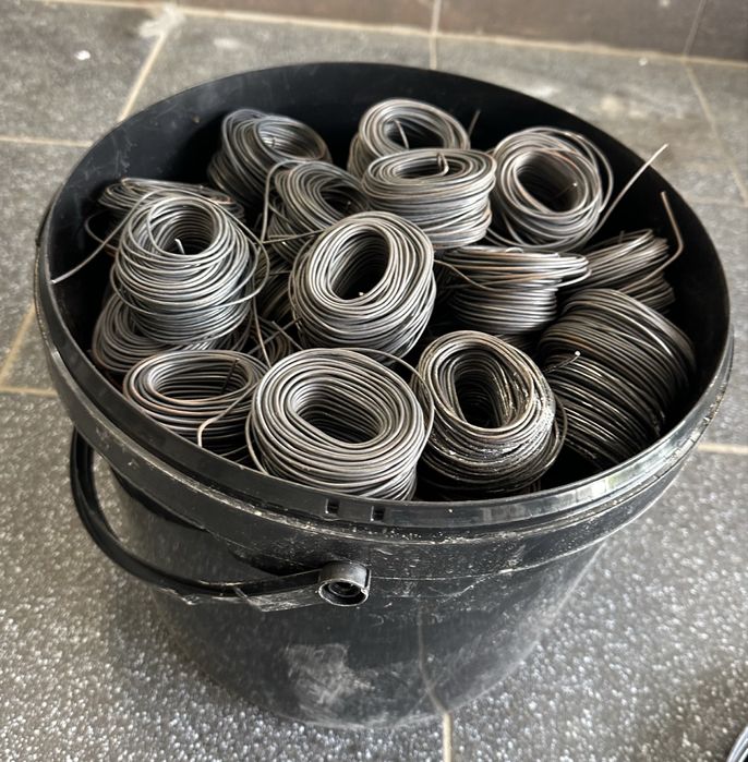 Drut wiązałkowy wiaderko 20 kg
