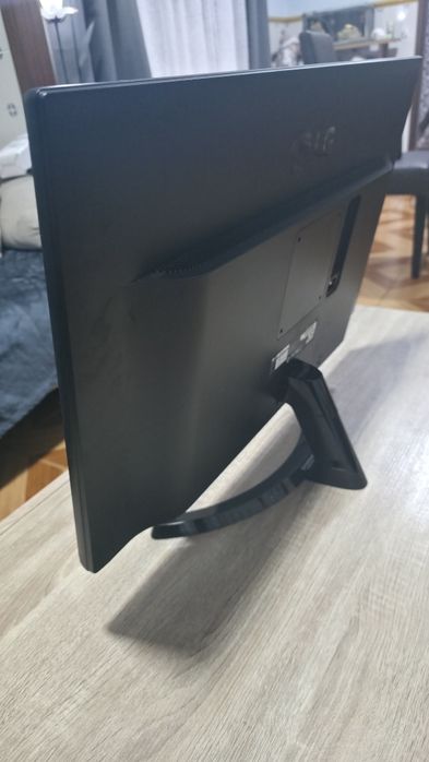 Monitor LG 27" 4K