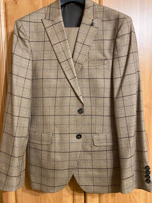 Чоловічий костюм трійка Paco Romano