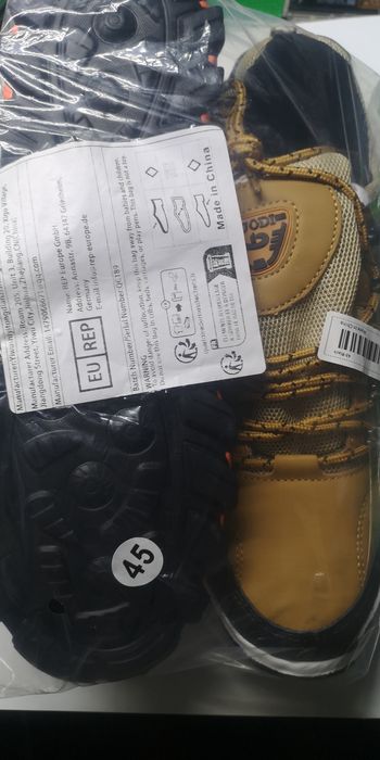 Sapatilha de caminhada( tamanho 45)NOVOS!!!