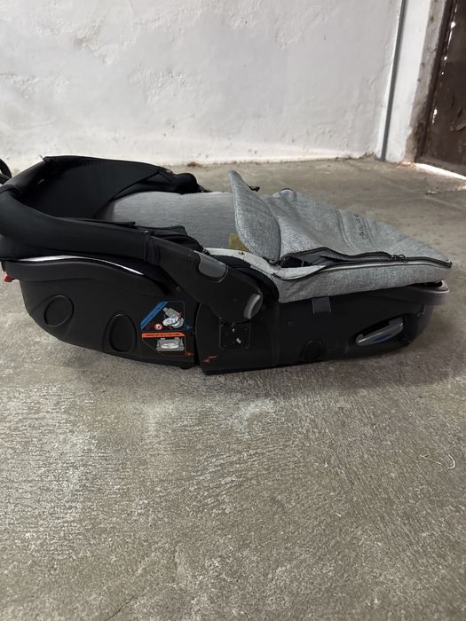 Carrinho de Bebé Jané Matrix Light 2 – 2 em 1 (Ovo + Alcofa)