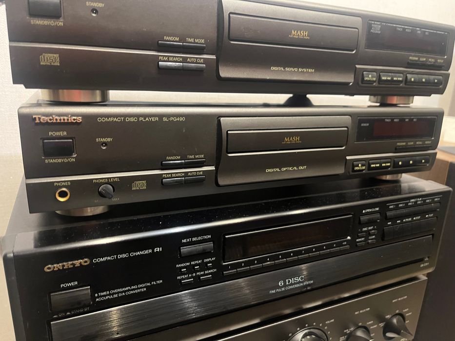cd technics SL-PG490 stan