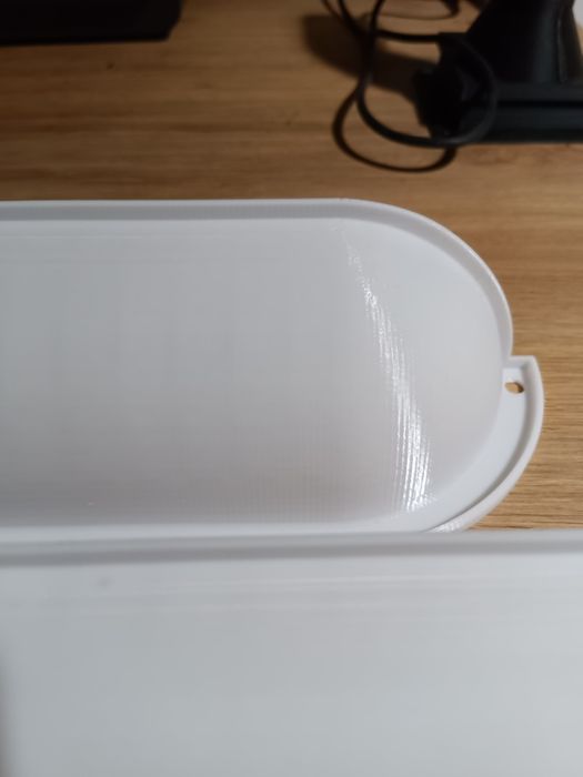 Daszek nad drzwi, okno, do kampera, przyczepy. Osłona przed deszczem.