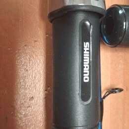 Cana e Carretel elétrico Daiwa SUPER TANACOM S 500, excelente. Cabo novo e cana Shimano nova.