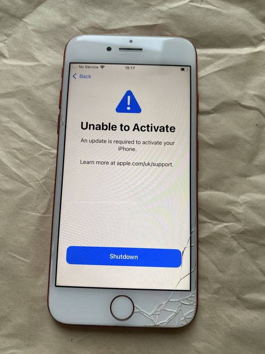 Iphone 7 та iphone xr побиті на деталі