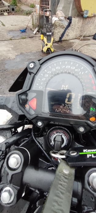 Продаж нового Kawasaki Z400