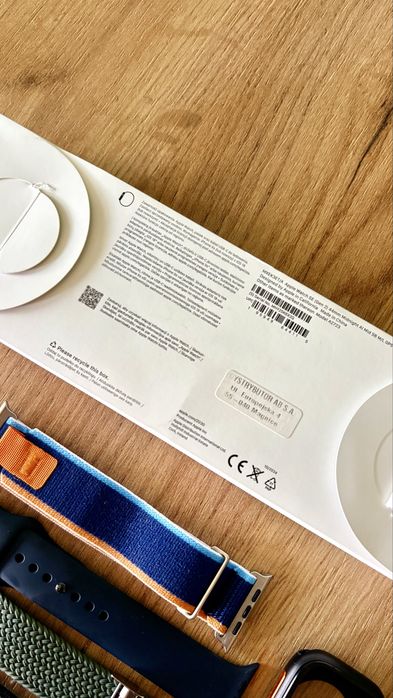 Apple Watch SE 2 (2022) 44 mm GPS – komplet + dodatkowe paski