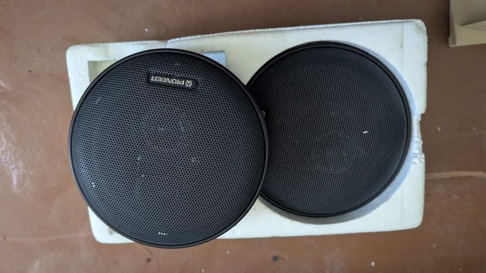 Автоакустика Pioneer TX-1623 (16 см / 6.5