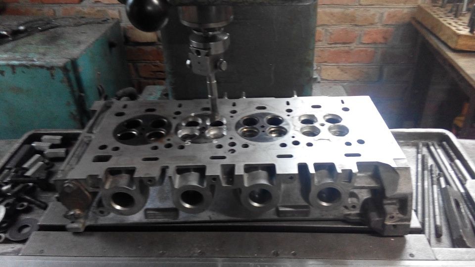 Перевірка ремонт шліфування головки головок блока гбц