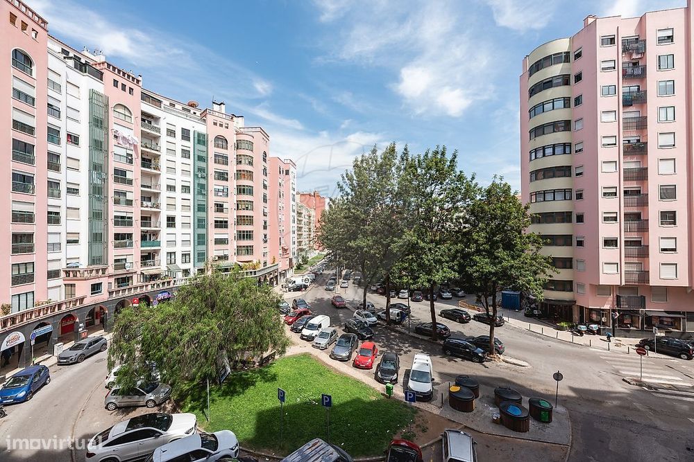 Apartamento T4 para venda