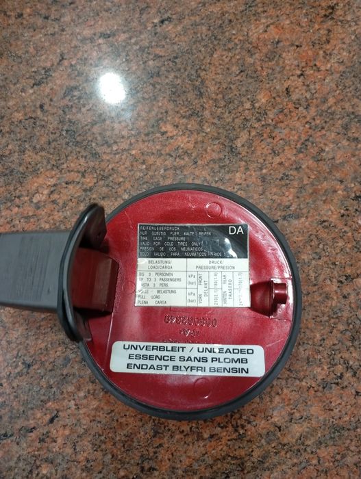 Tampa de combustível