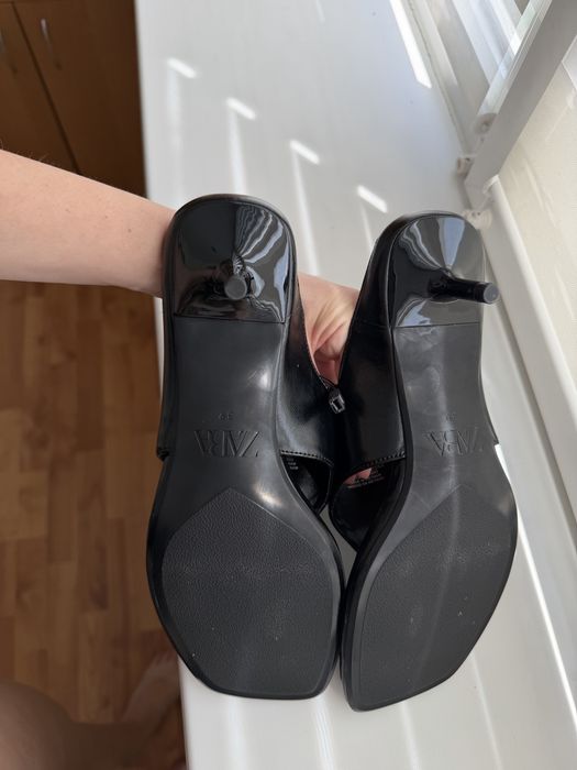 Босоніжки-Шльопанці Zara 39р