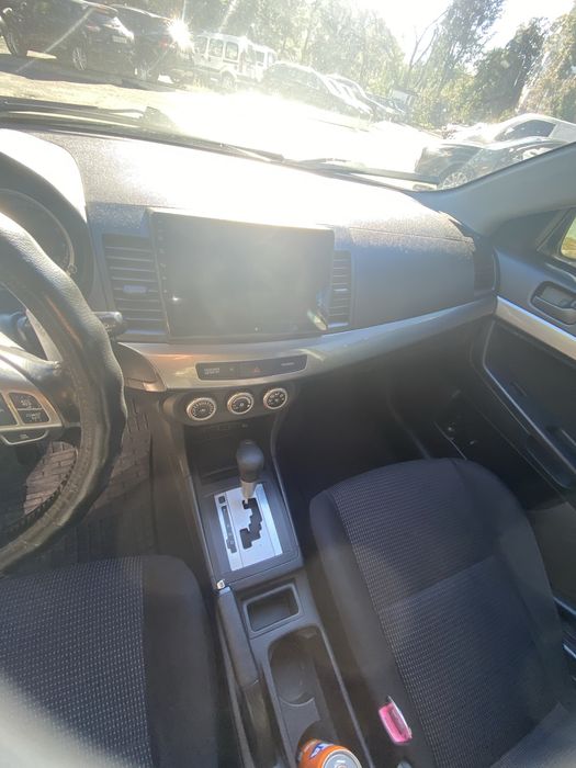 Продам автомобіль Mitsubishi LancerX