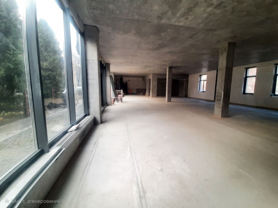 Сдам Помещение, 1й этаж, Центр, Витринные окна