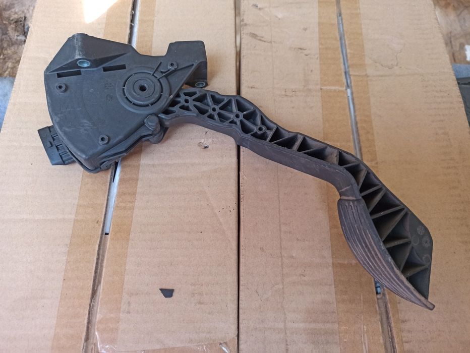 Pedal acelerador Fiat HELLA