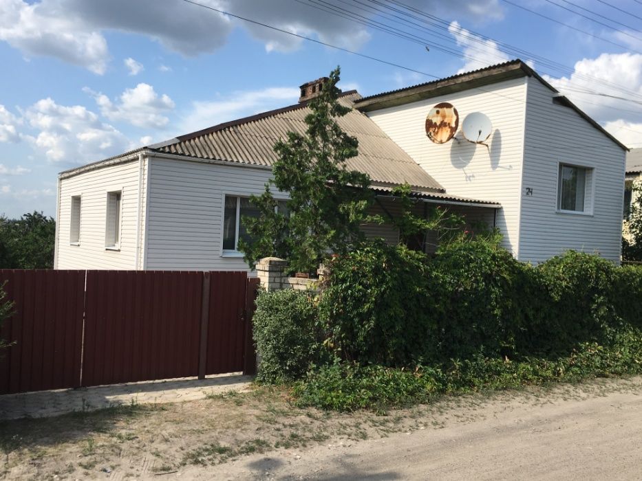 Продам 1,5 поверховий   будинок .Провулок Річковий 24.