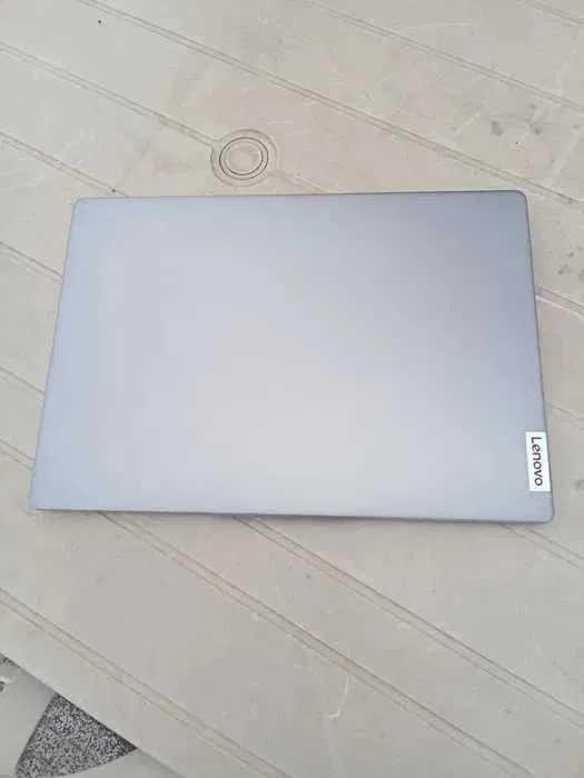 Lenovo IdeaPad Pro 5i - Ultra 9 185H - 32GB - 1TB