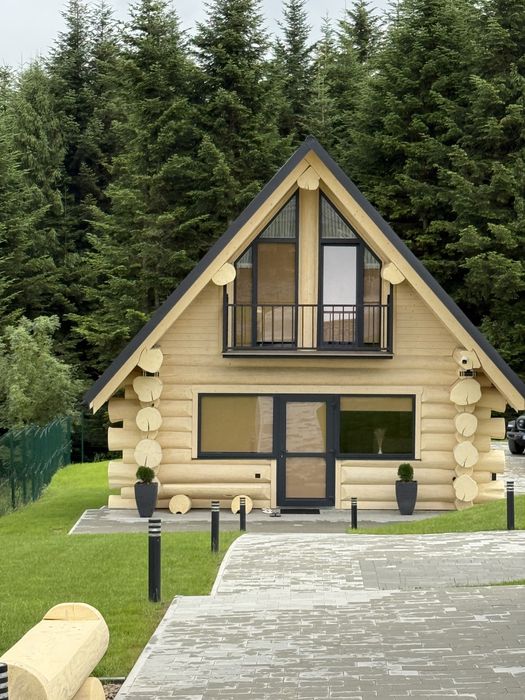 Відпочинок в Карпатах з теплим басейном та гарячим чаном.