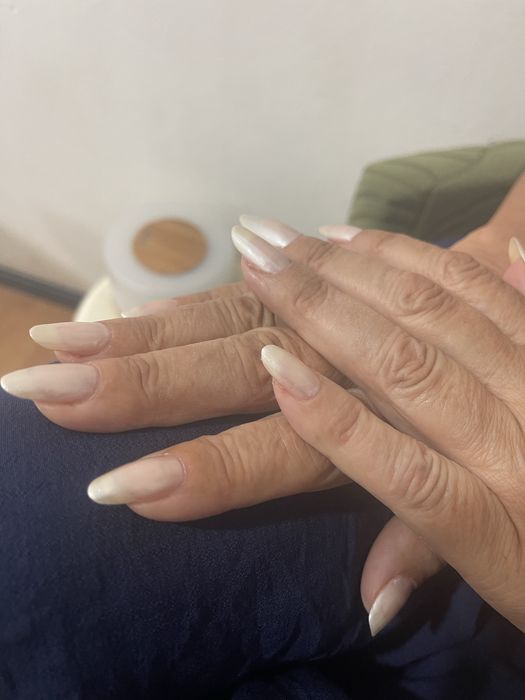Manicure, Pedicure, Unhas de gel…