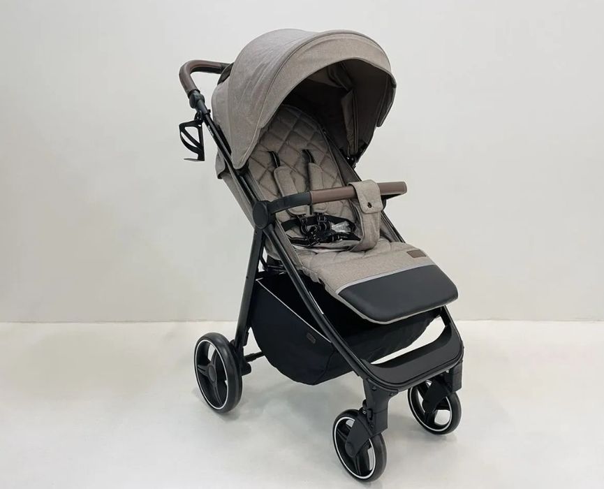 Прогулочная коляска carello.терміново