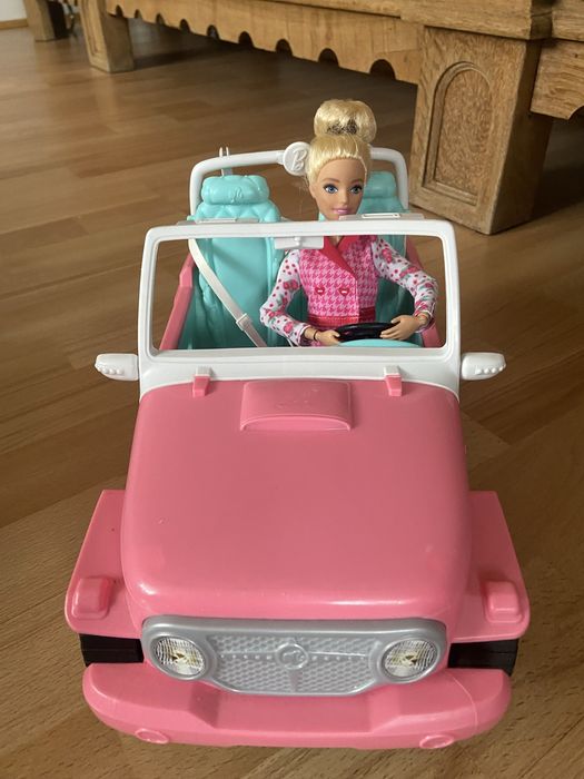 Barbie autko lalka Jeep różowy Mattel
