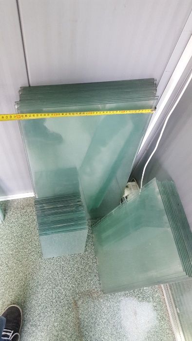 Szyba hartowana do regału różne rozmiary