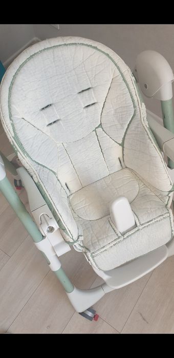 Итальянский столик для годування, стульчик для кормления Peg Perego