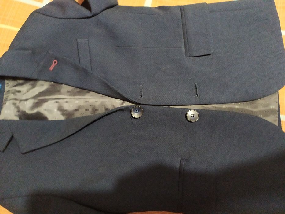 Шкільний костюм з білою сорочкоюVels, для першокласника