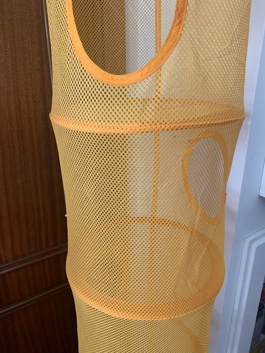 Suspended net for children's organization64729743244802123