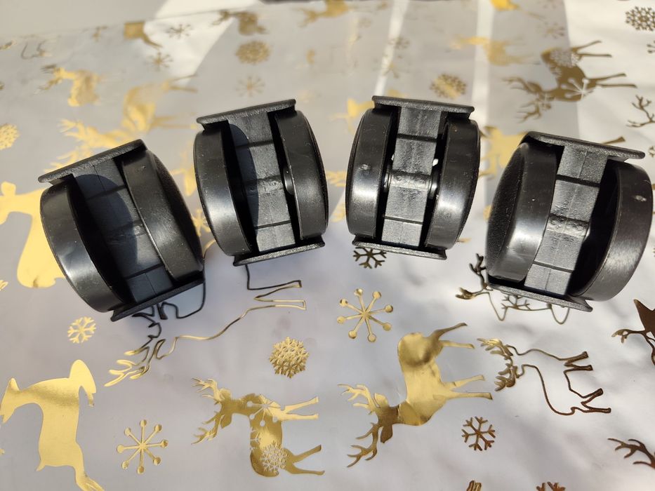 Комплект мебельных колес (4 шт.) ролики со шпилькой, новые