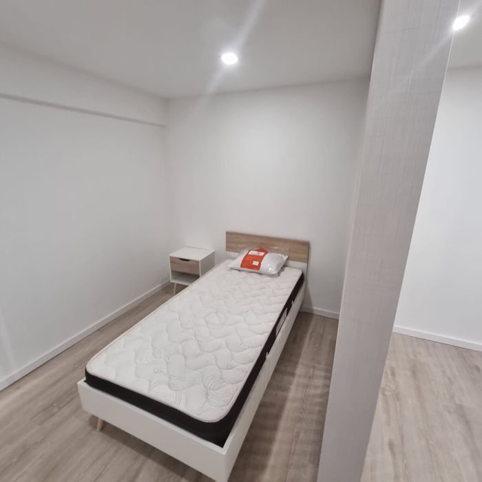 Estudio para estudante junto a ESECS