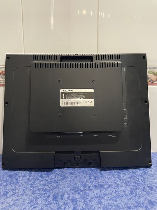 TV Crown Japan ALCD1908 (16:9)HD Black