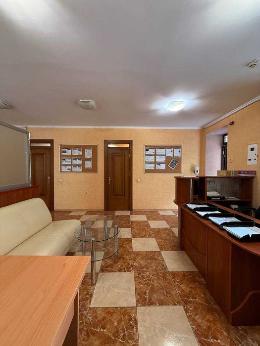 Оренда приміщення з меблями