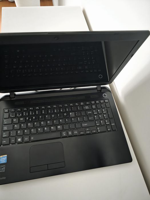 Computador portátil,  Toshiba