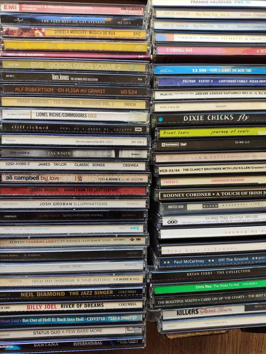 CDS (muito bom estado) Lote com mais de 120 unidades