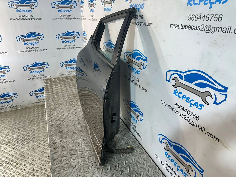Porta Tras Traseira Direito Renault Clio 4 MK4 IV 5 Portas 2012 - 2020