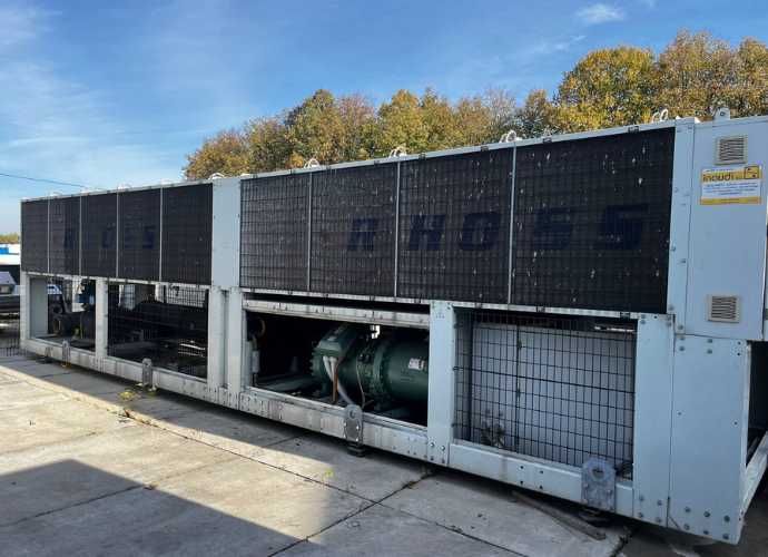 Chiller RHOSS TCAVSZ21040 1037 kW