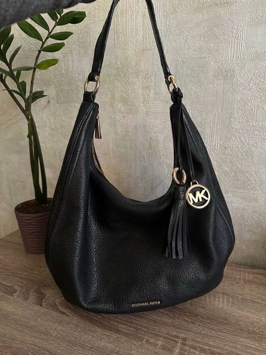 Сумка жіноча michael kors lydia hammered leather hobo bag