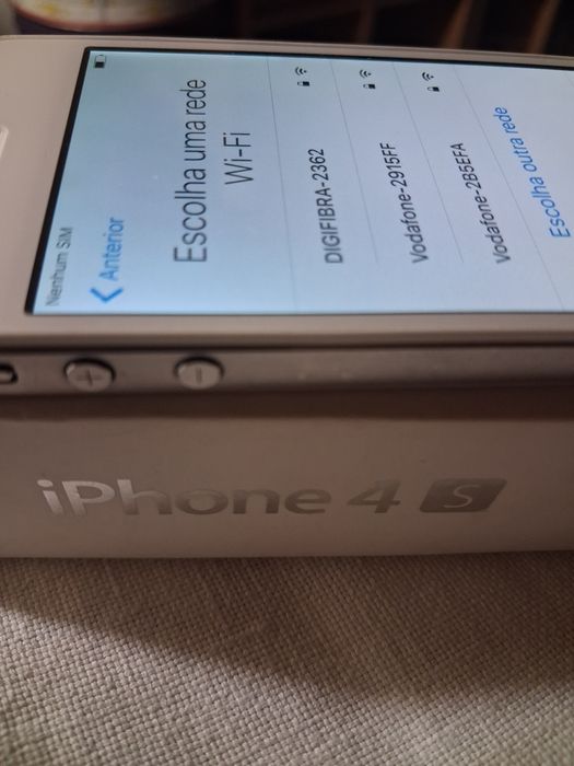 iPhones impecáveis para quem coleciona