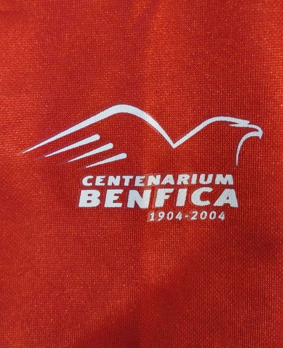 Camisola SLB, da Adidas, comemorativa do Centenarium Benfica (2004)