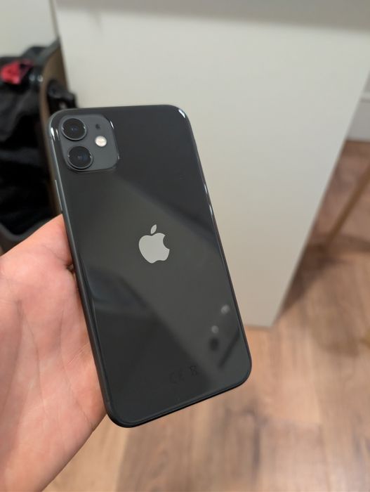 iPhone 11 128GB como NOVO, ainda com película+garantia 2 anos