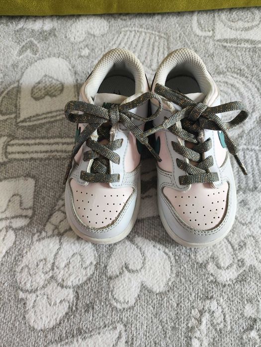 Шкіряні дитячі кросівки Nike