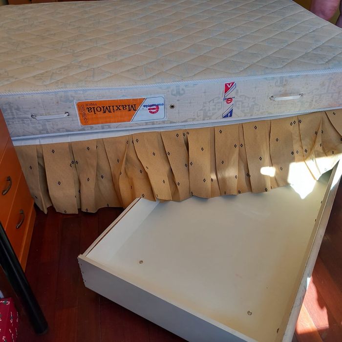 Cama de casal mais colchao