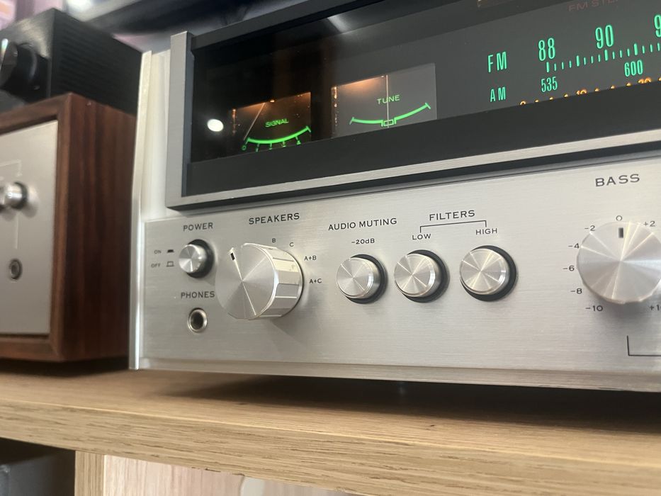 Amplituner Sansui 881 stan idelany
