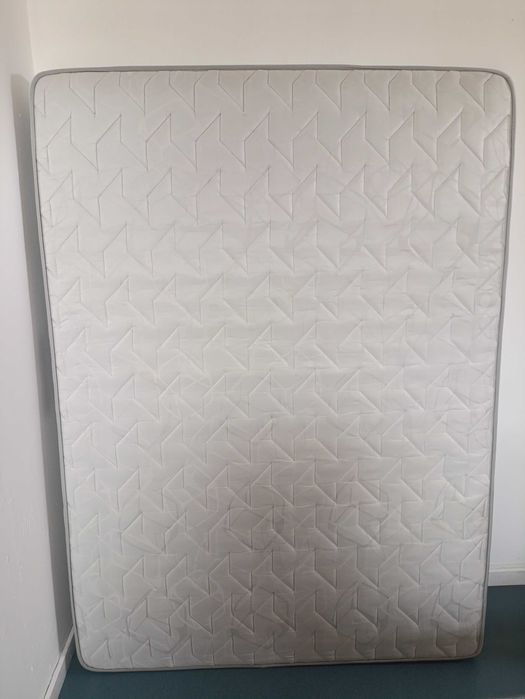 Colchão de mola 190x140