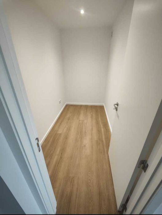 Alugo Apartamento vila nova de Gaia