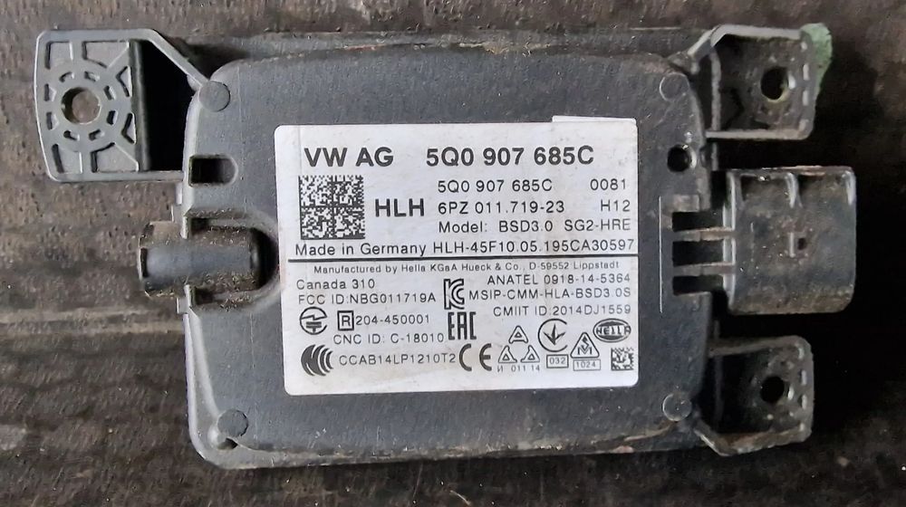 radar sensor asystent pasa 5q0907685c skoda karoq 2.0 tdi