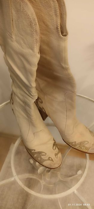 Взуття осінь модельне