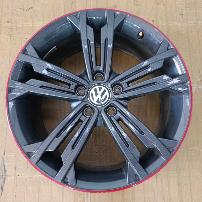 Felga Aluminiowa VW GOLF VII GTI SEVILLA 7.5J 18" ET49 5G0601025DR